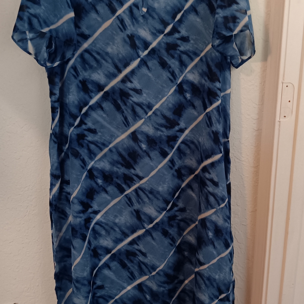 Elegant Blue Tie-Dye Dress